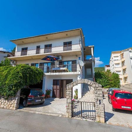 Apartment Suzy Dramalj Εξωτερικό φωτογραφία