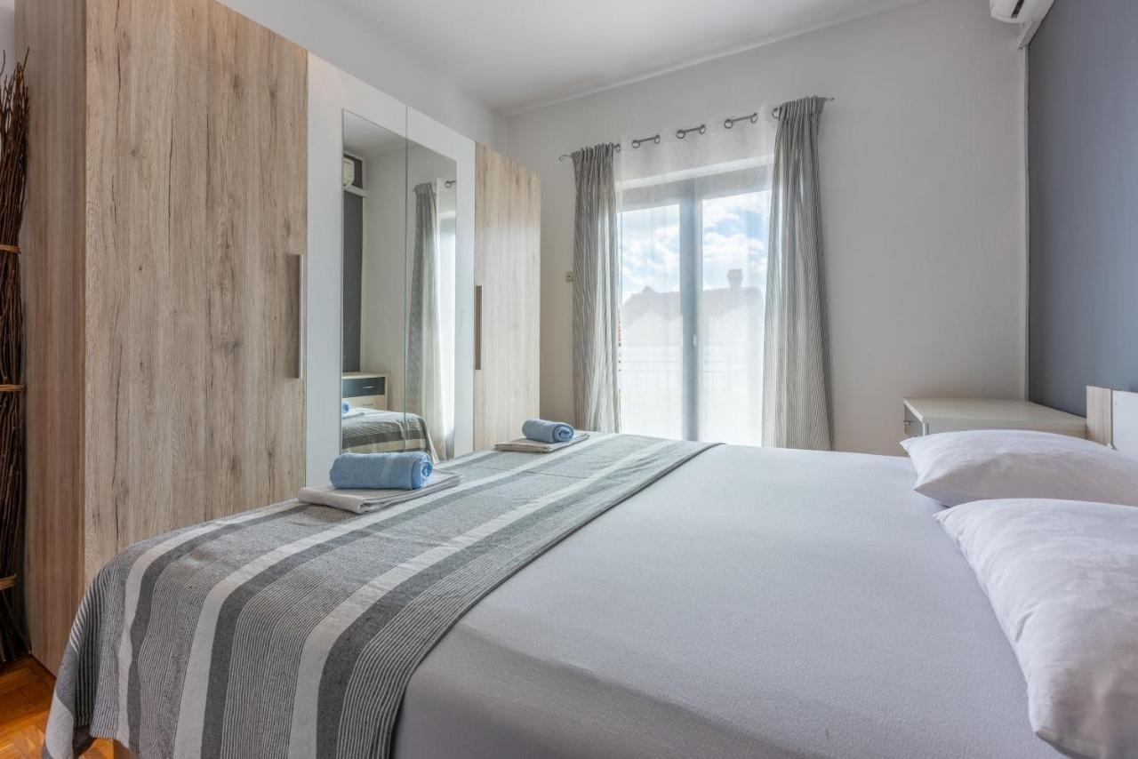 Apartment Suzy Dramalj Εξωτερικό φωτογραφία