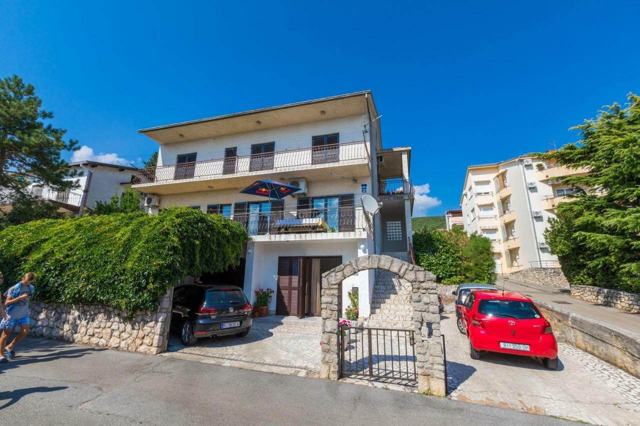 Apartment Suzy Dramalj Εξωτερικό φωτογραφία